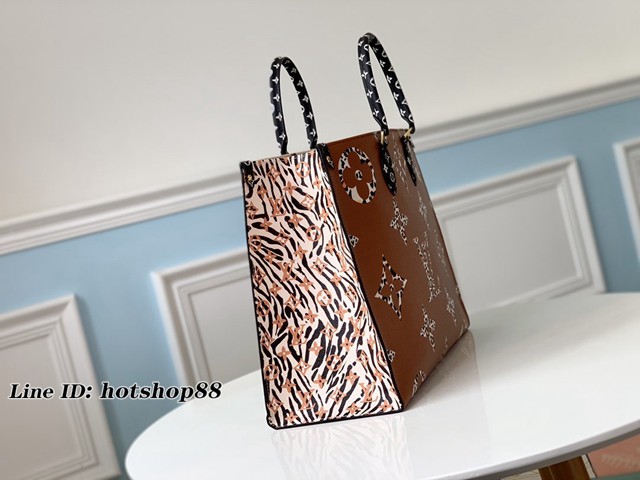 路易威登LV女包 M44576白咖拼豹紋 Onthego手袋 LV新款大號手提購物包 咖色大字絲印媽咪袋購物袋 xxlv1760